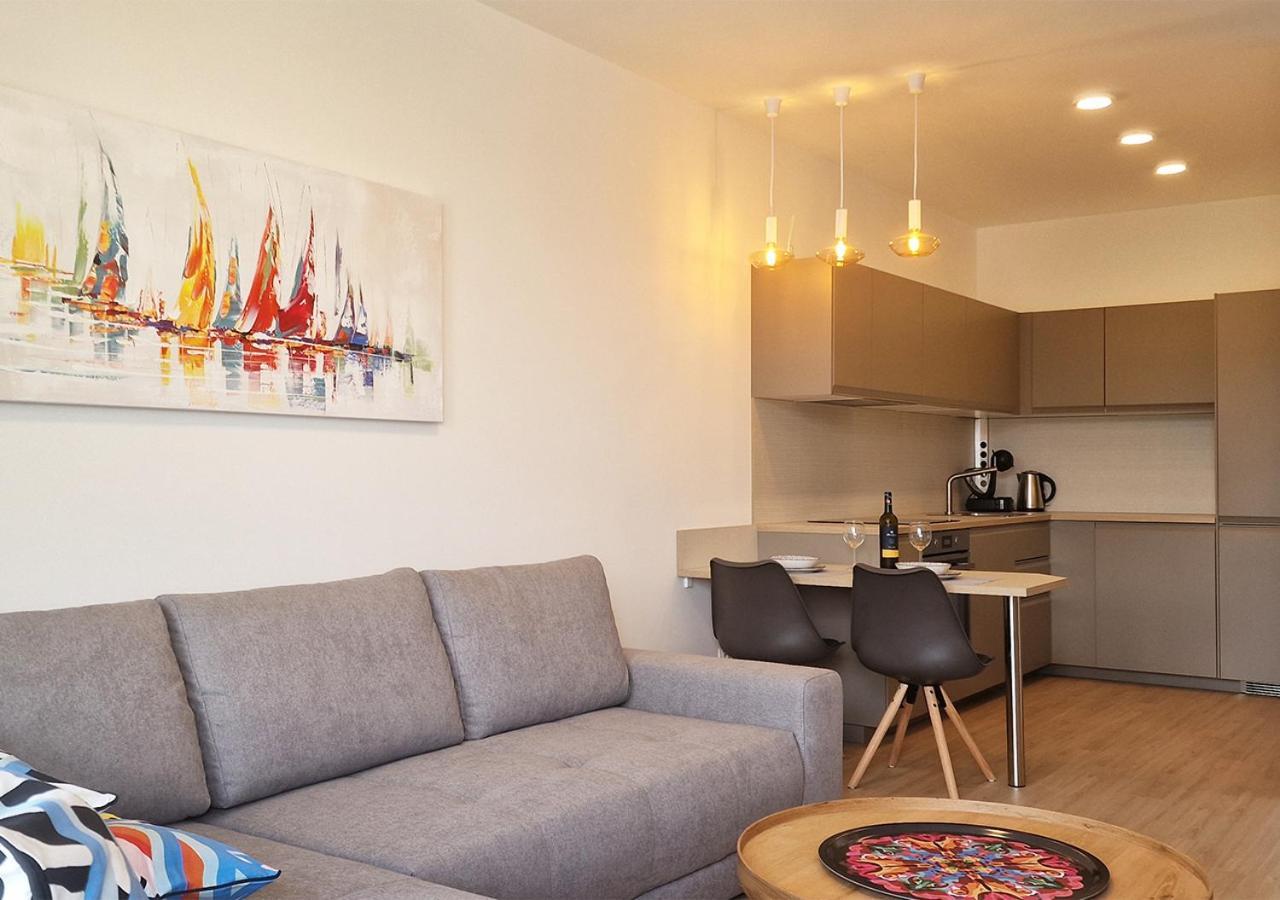 Luxury Grand Apartments By Bratislavatrip Екстериор снимка