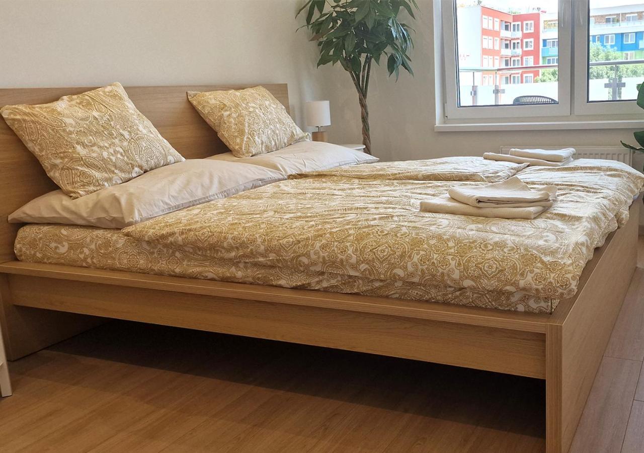 Luxury Grand Apartments By Bratislavatrip Екстериор снимка